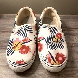 Tropical flower slip on sneakers